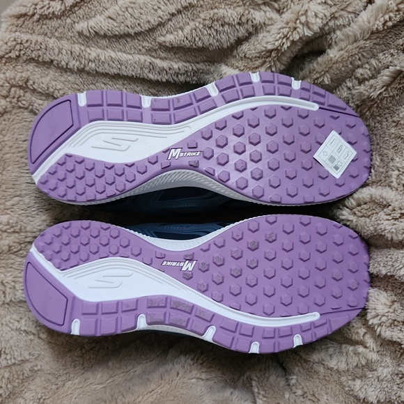 Skechers Go Run Consistent Women's Sz 6 - Picture 3 of 9